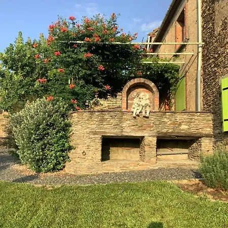 D Hotes Granal * Saint-Julien-Gaulene