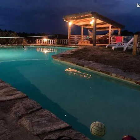 D Hotes Granal Πανσιόν *